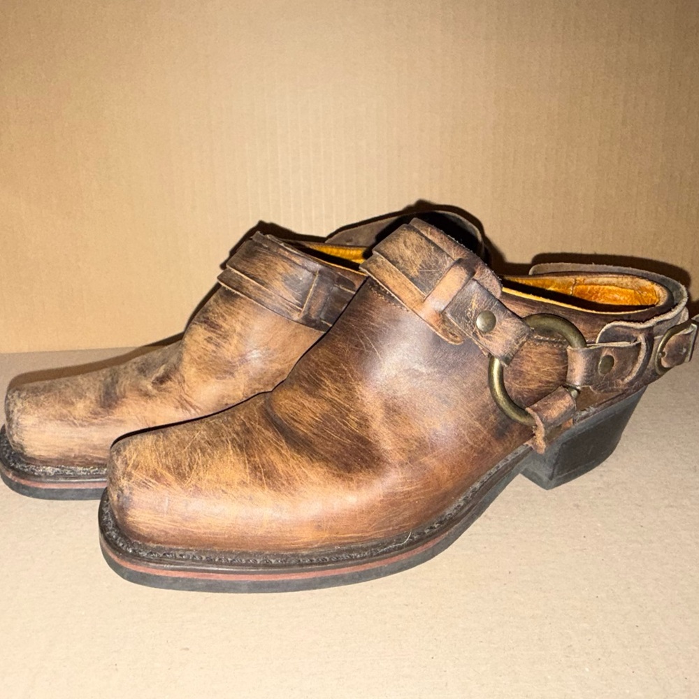 Frye Western/Moto Style Leather Mules Womens US size 8